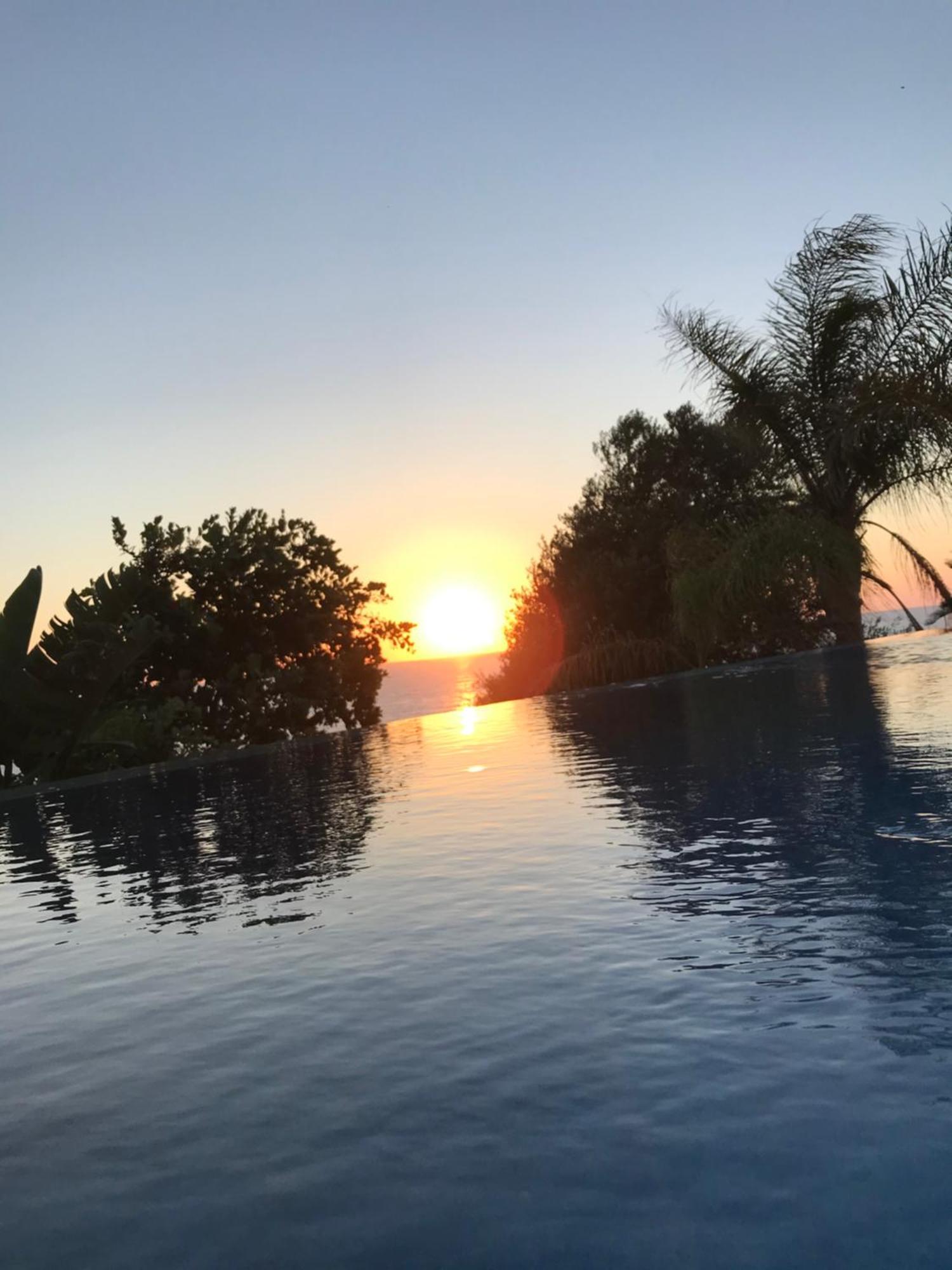 Sunset View Mermaid Villa Pomos Eksteriør bilde